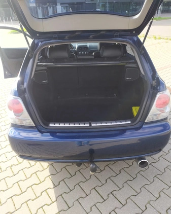 Lexus IS cena 18900 przebieg: 380000, rok produkcji 2004 z Lublin małe 631